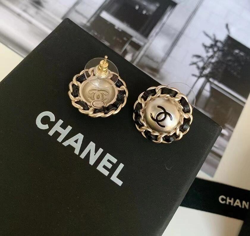 Classic Coco Girl Earrings Stud mysite