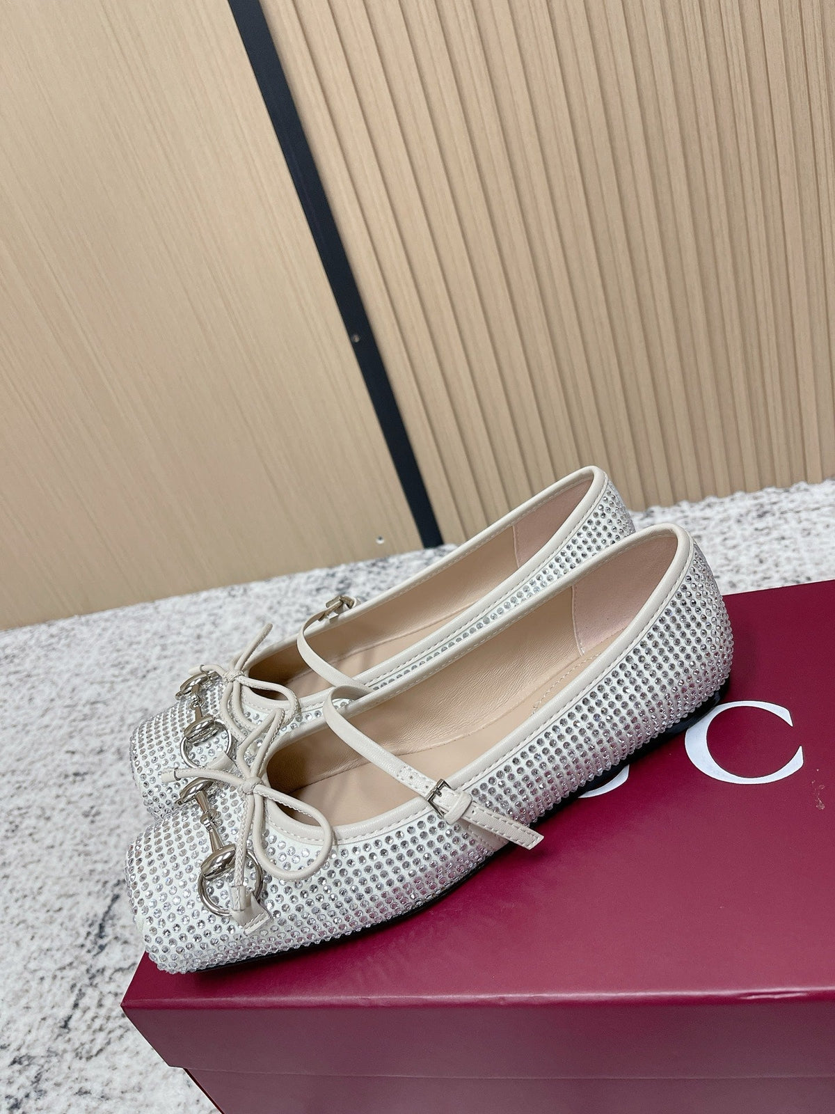 GUCCI 26S BALLET FLATS IN OFF WHITE WITH CRYSTALS mysite
