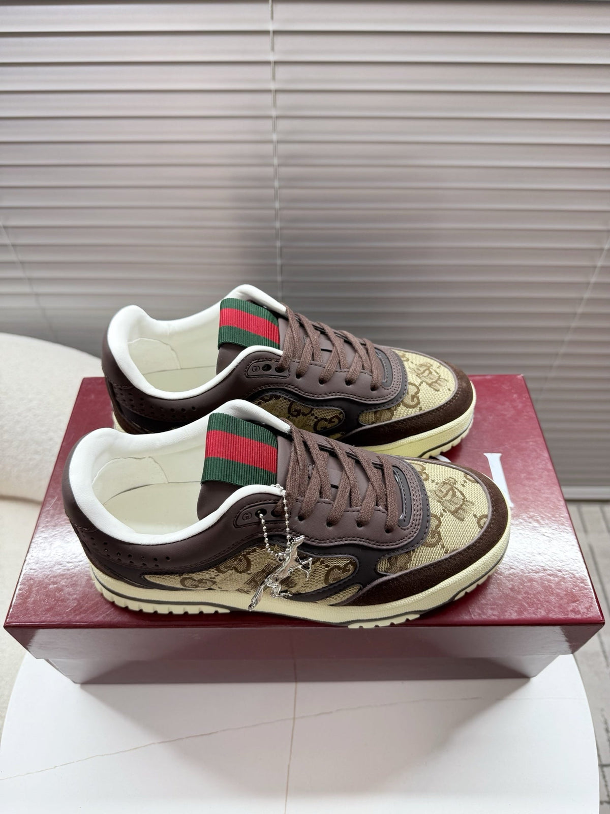 GUCCI 26S MAC80 SNEAKER IN BEIGE CANVAS AND DARK BROWN LEATHER mysite