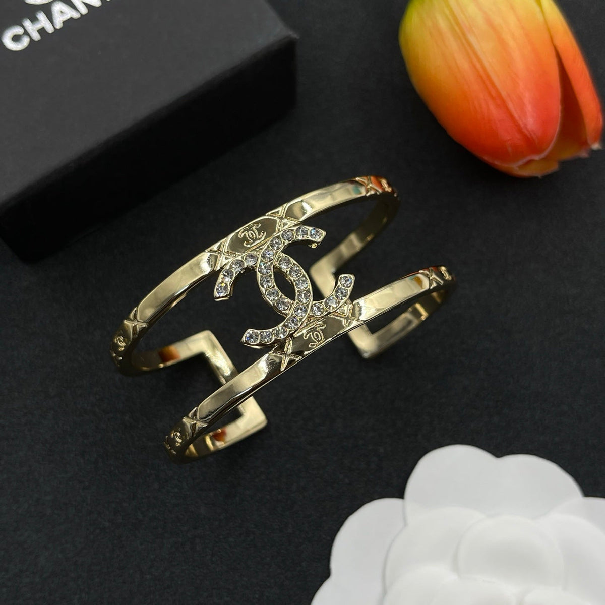 Fancy Circle Girl Bracelet mysite