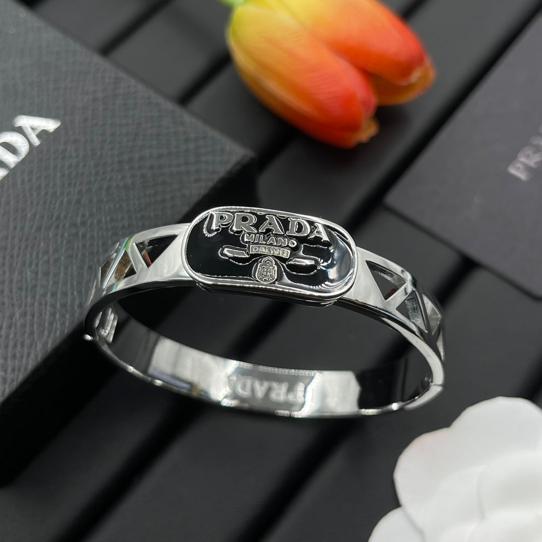 Please Love Bracelet mysite