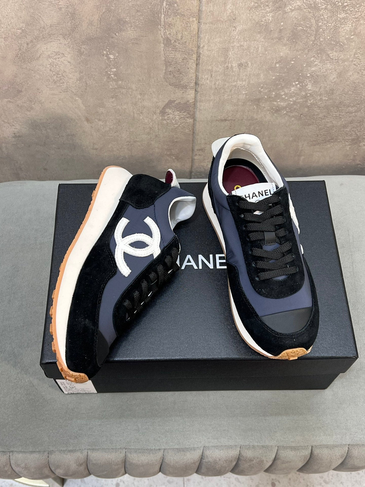 CHANEL 26S RUNNING SNEAKERS IN NAVY BLACK SUEDE AND NYLON CC LOGO mysite