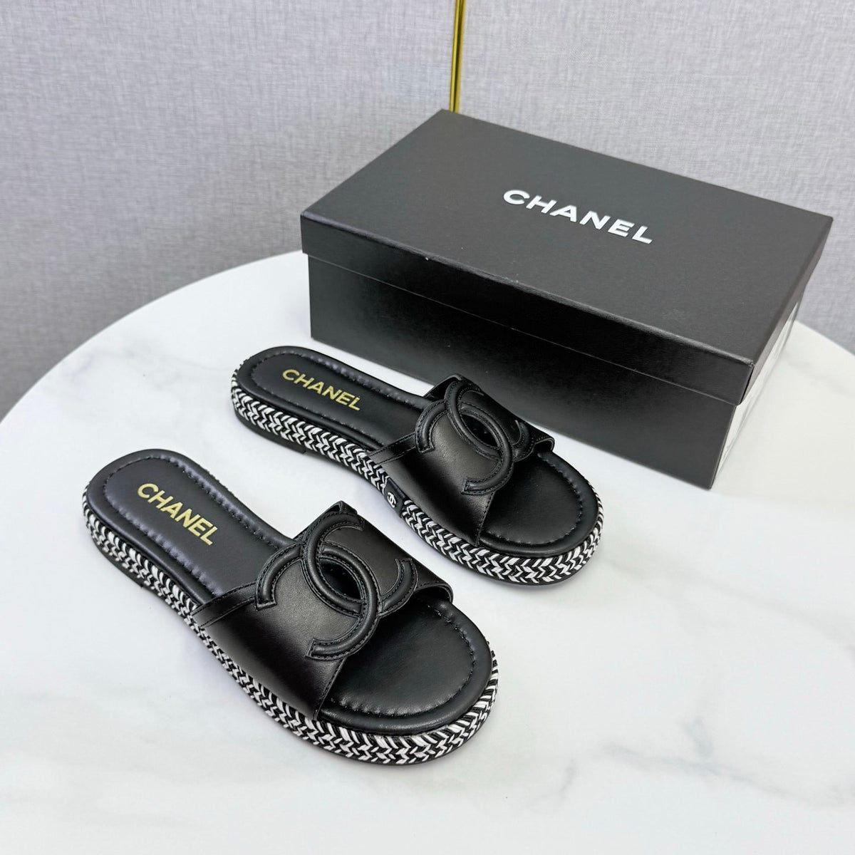 26S PLATFORM SLIDES IN BLACK LAMBSKIN WITH CC LOGO mysite
