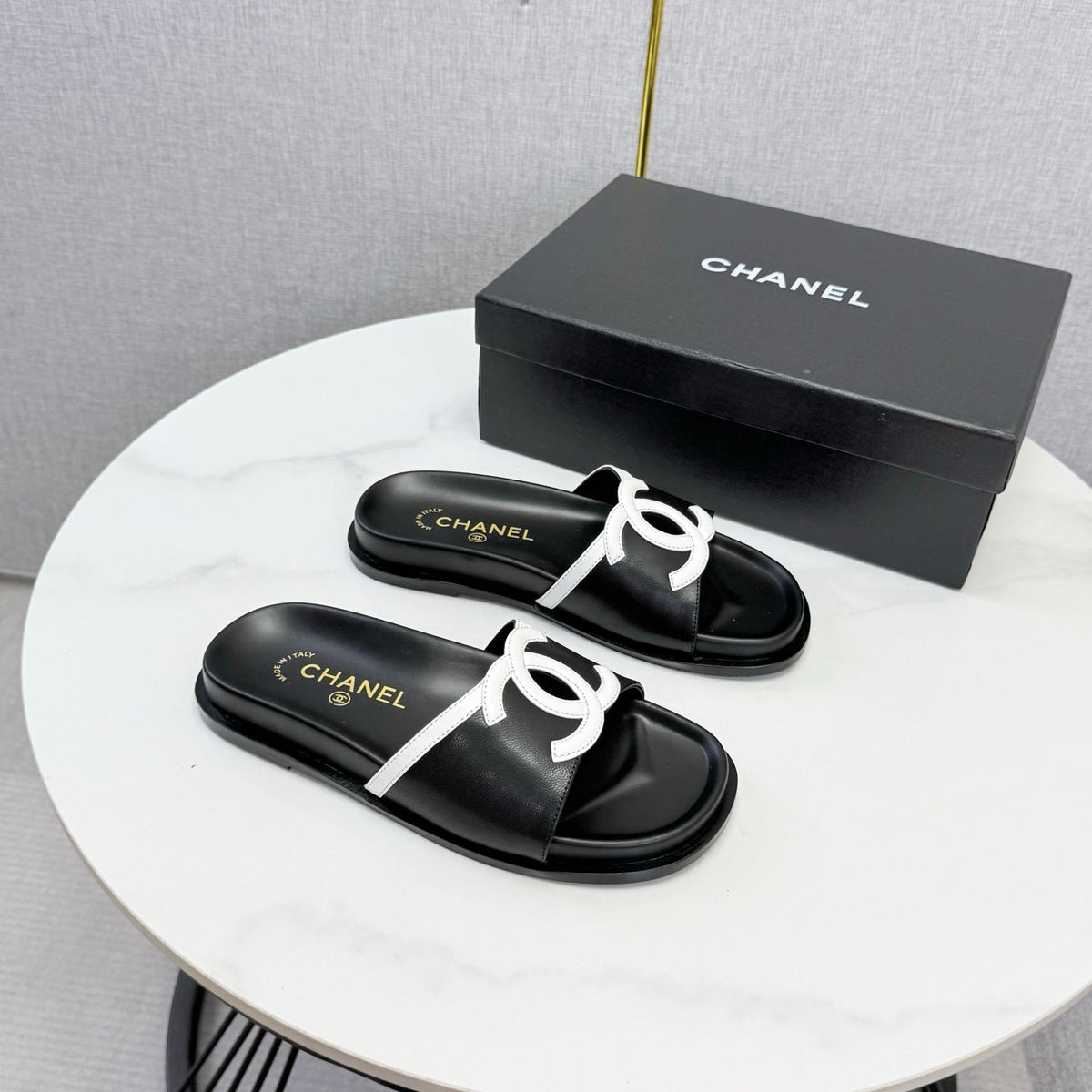 26S ICONIC CC SLIDES IN BLACK LAMBSKIN mysite