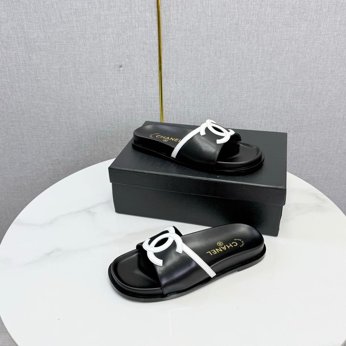 26S ICONIC CC SLIDES IN BLACK LAMBSKIN mysite