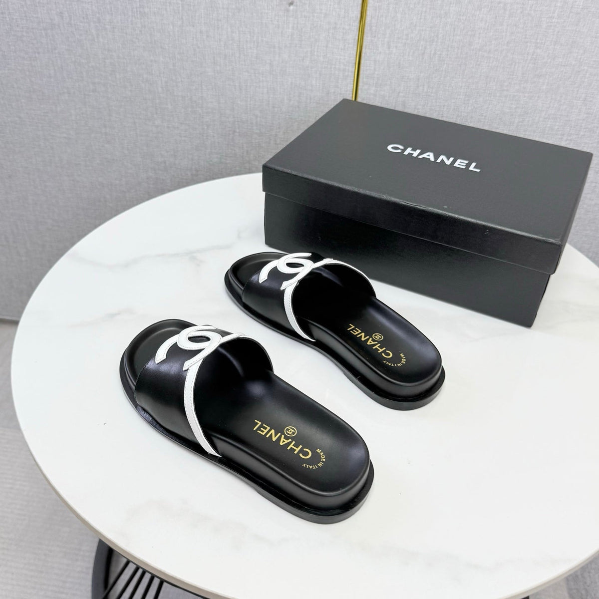 26S ICONIC CC SLIDES IN BLACK LAMBSKIN mysite