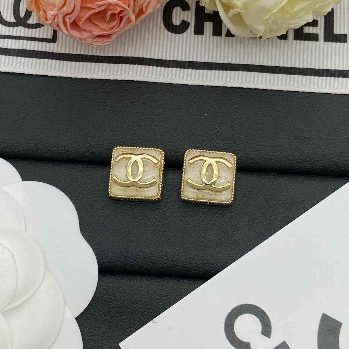 Cute Square Girl Eearrings mysite