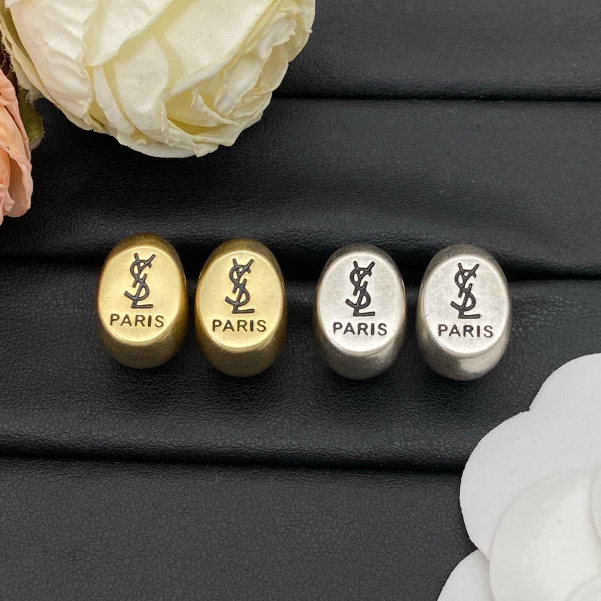 Vintage Yes Girl Design Earrings mysite