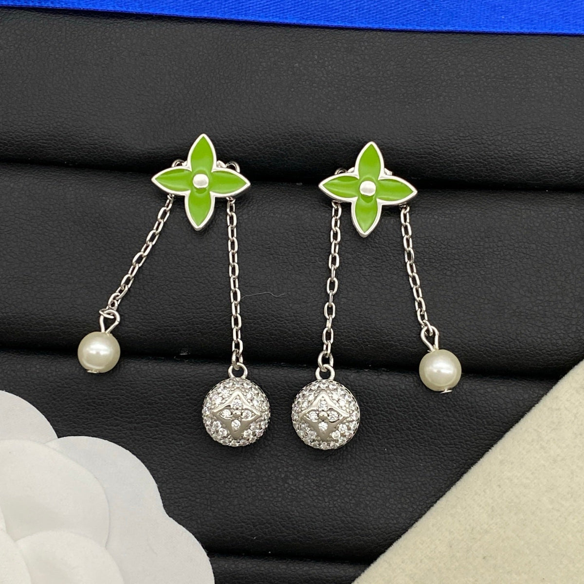 Catch your eye Love Earrings & Bracelet & Necklace 3 Set (3 Color of Chain) mysite