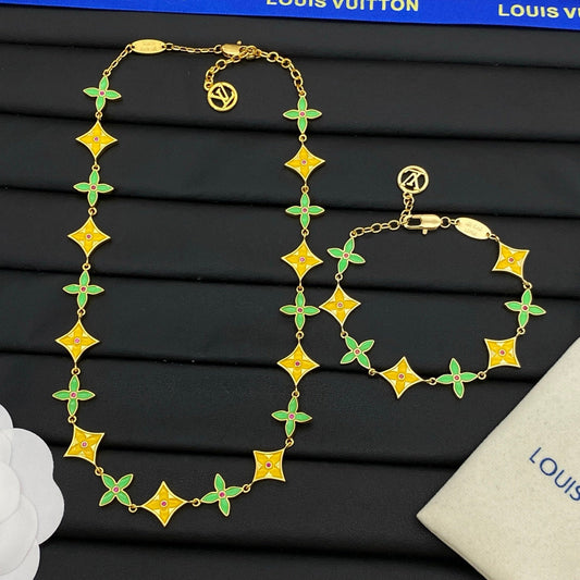 Catch your eye Love Earrings & Bracelet & Necklace 3 Set (3 Color of Chain) mysite
