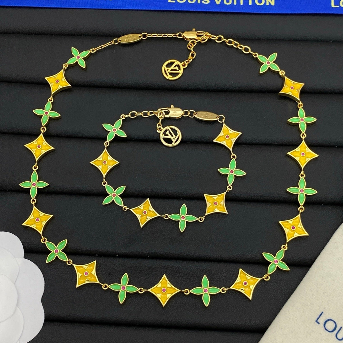 Catch your eye Love Earrings & Bracelet & Necklace 3 Set (3 Color of Chain) mysite