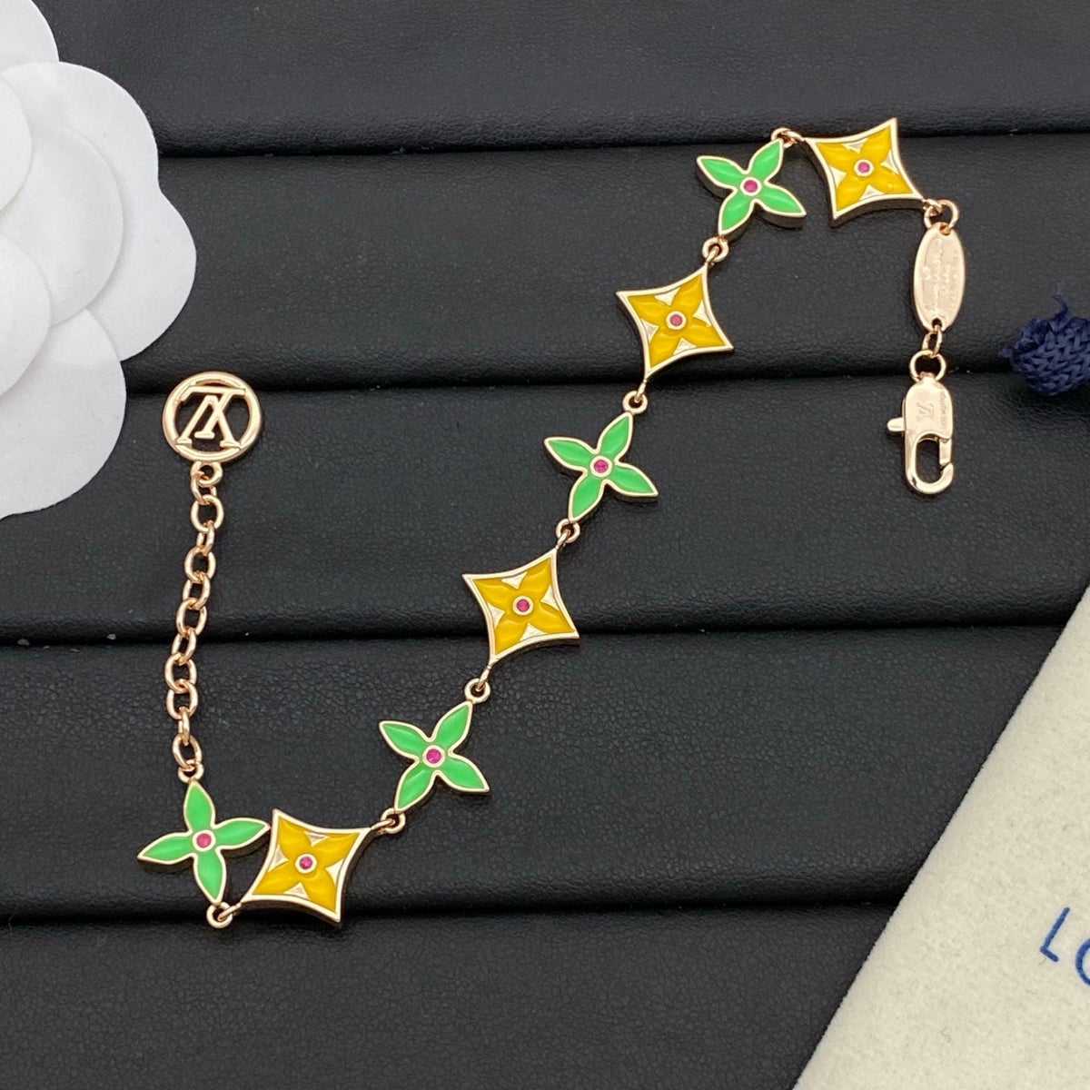 Catch your eye Love Earrings & Bracelet & Necklace 3 Set (3 Color of Chain) mysite