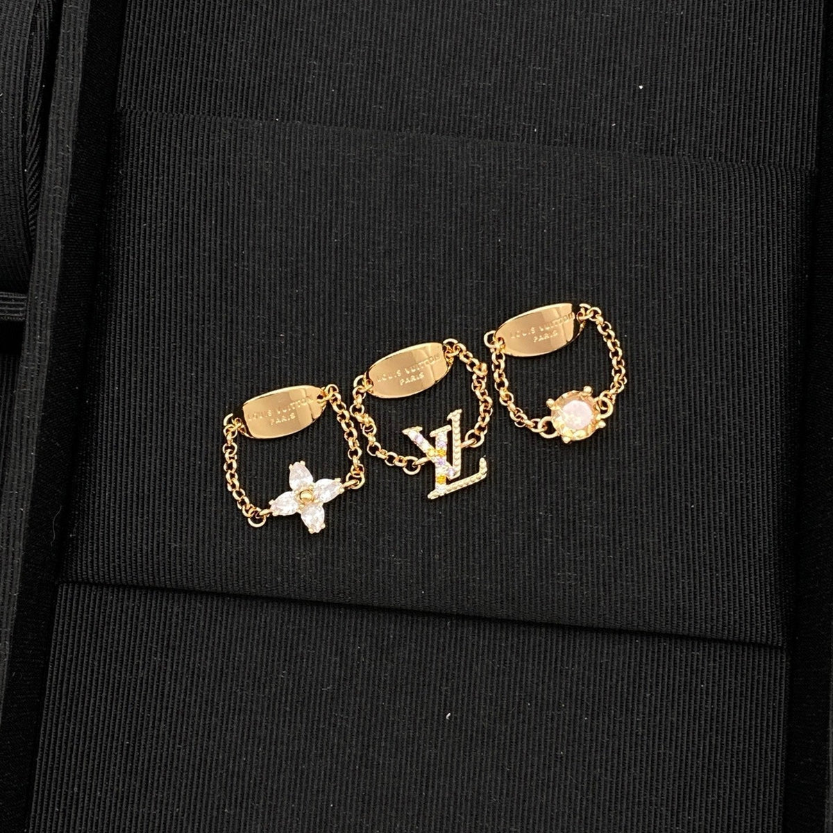 Love Unique Design Rings Set (3 Pieces) mysite
