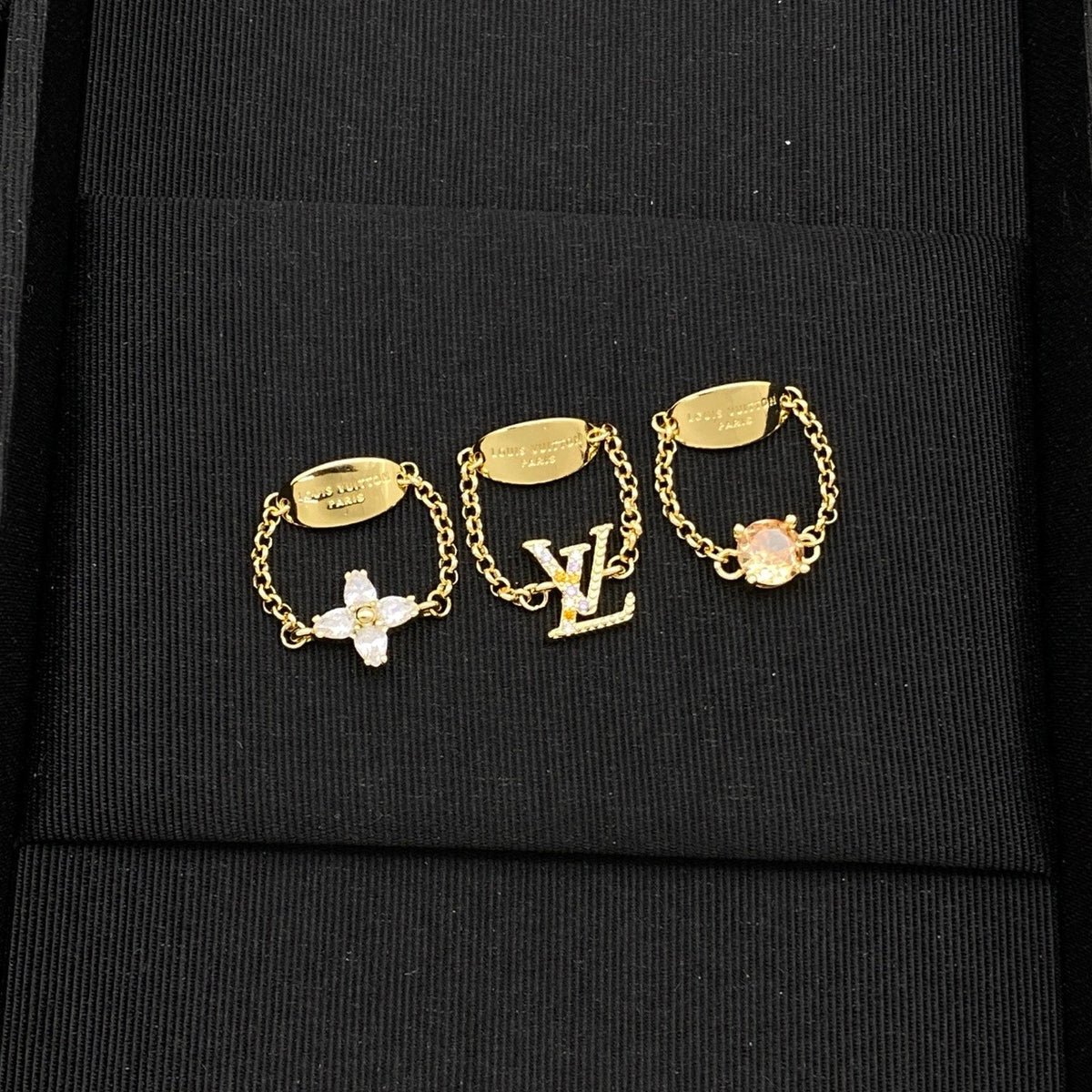 Love Unique Design Rings Set (3 Pieces) mysite