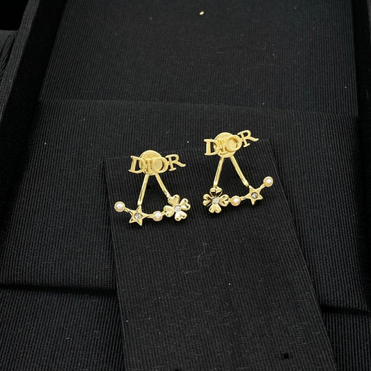 Cute Girl Dove Star Earrings mysite
