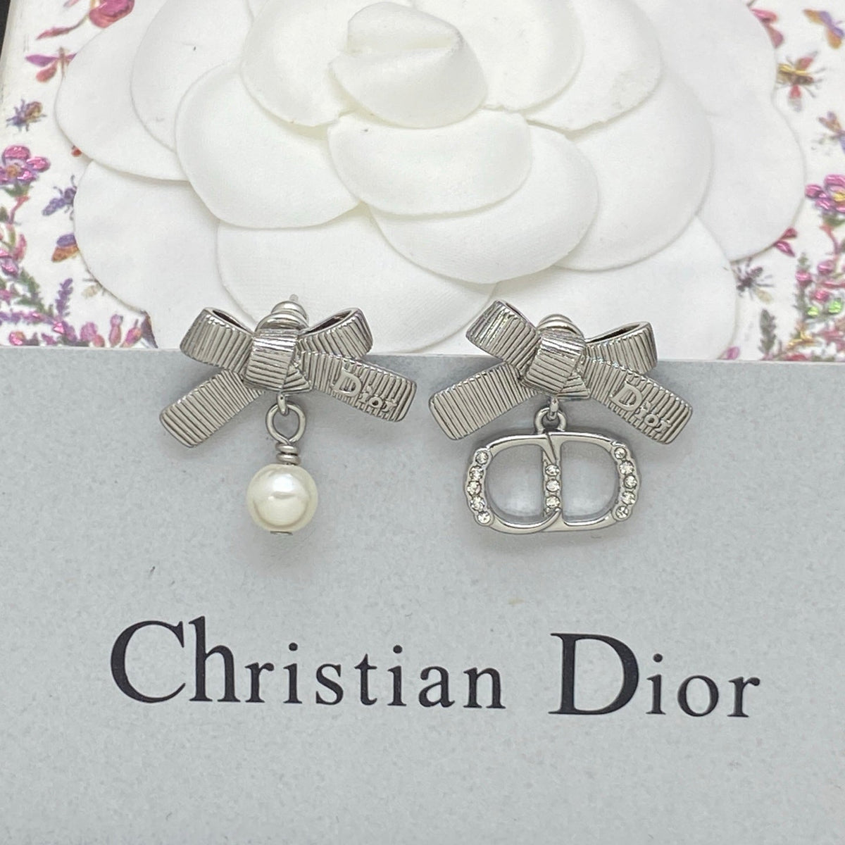 Dove Bow Knot Girl Earrings mysite