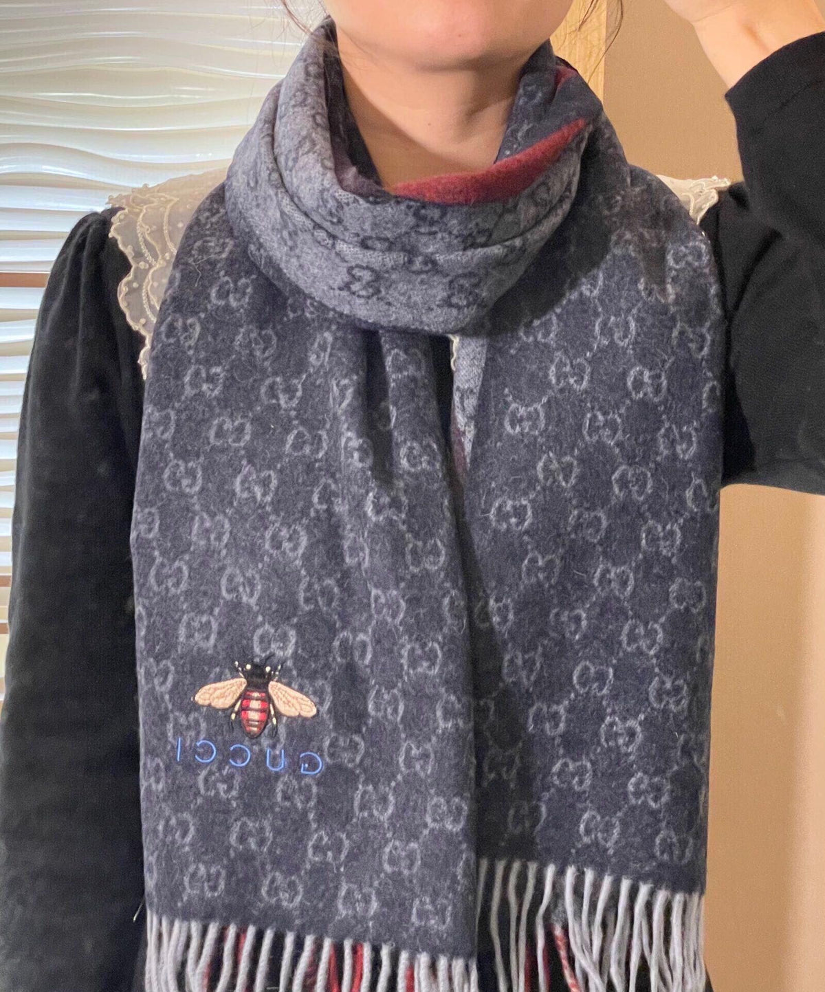 STRIPED SCARF 200 CM IN DARK GRAY CASHMERE WITH EMBROIDERED BEE 398533 mysite