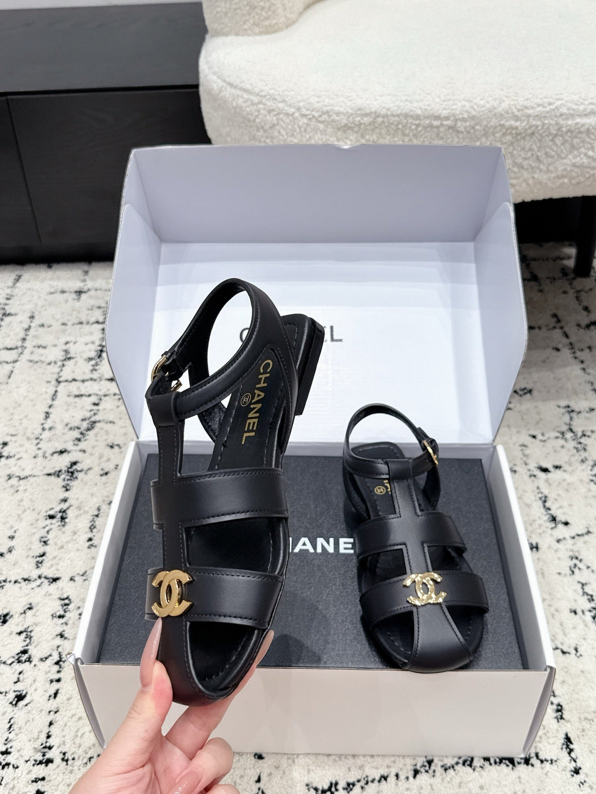 26S SANDALS IN BLACK CALFSKIN WITH GOLD HARDWARE mysite