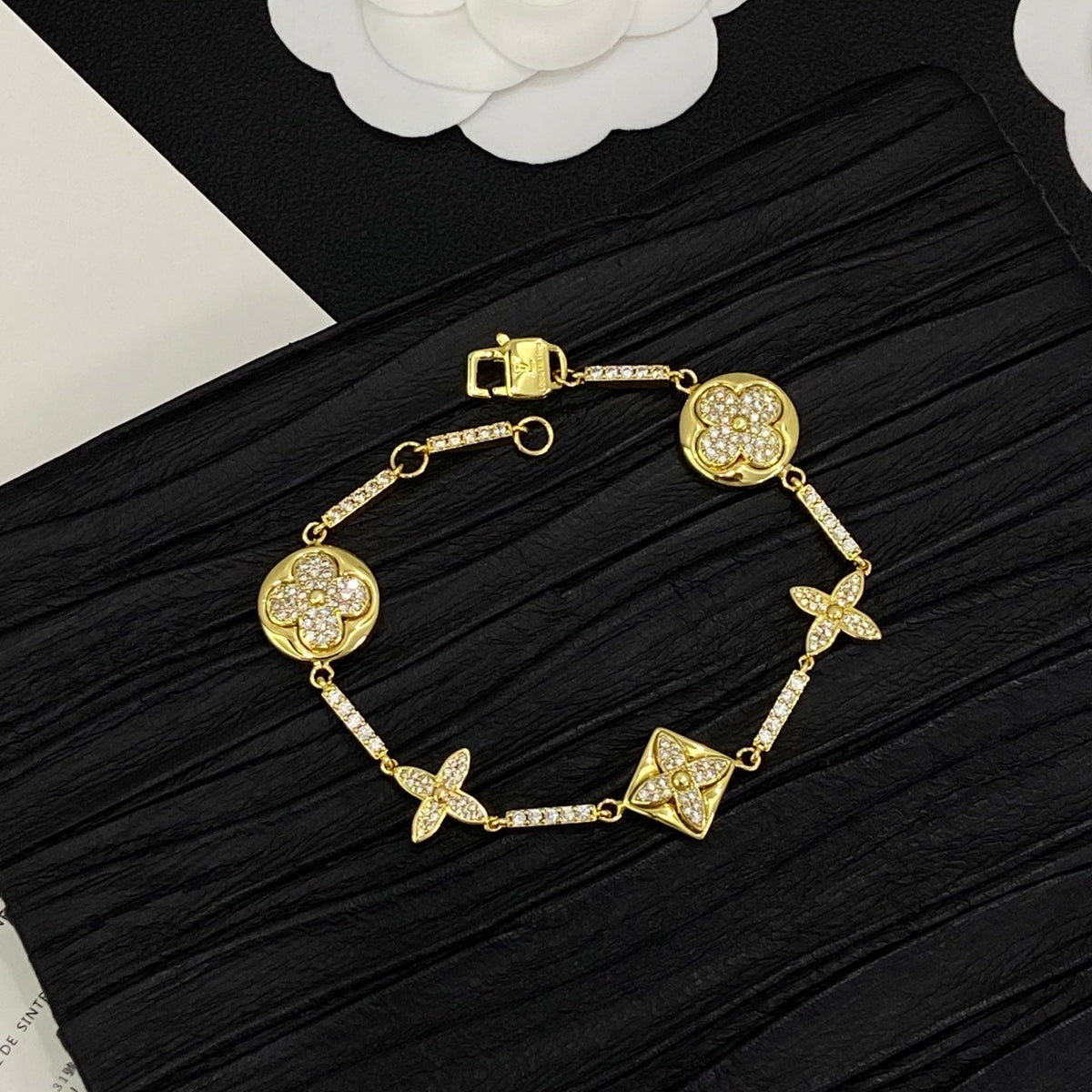Glitter Shell Love Girl Design 2 Set ( Bracelet +Necklace) - Gold mysite