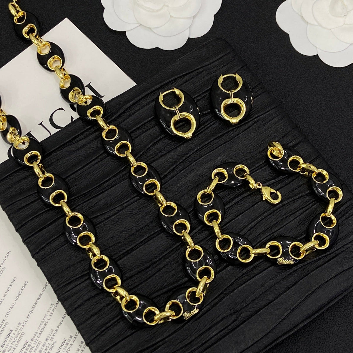 Good Vintage Girl Design 3 Set (Earrings+Bracelet +Necklace) mysite