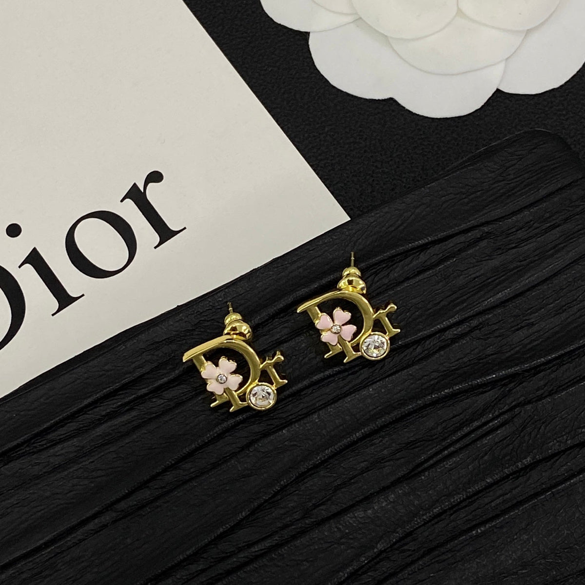Fresh Style Dove Girl Design 4 Set (2 Earrings+Ring+Necklace) mysite