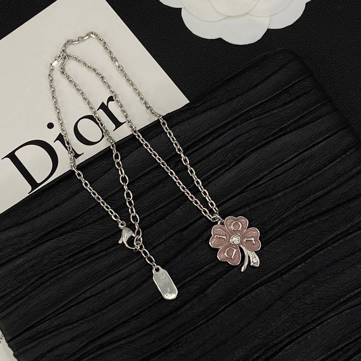 Maximalism Dove Design 4 Set (Earrings+Bracelet + Brooch +Necklace) - Silver mysite