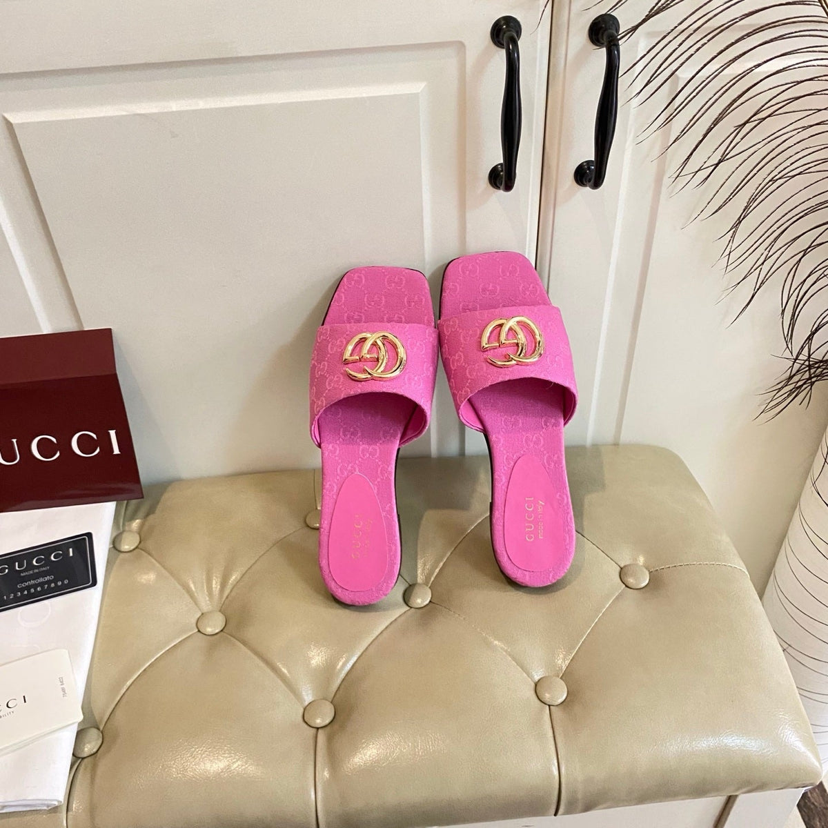 26S SLIDES IN PINK CANVAS mysite