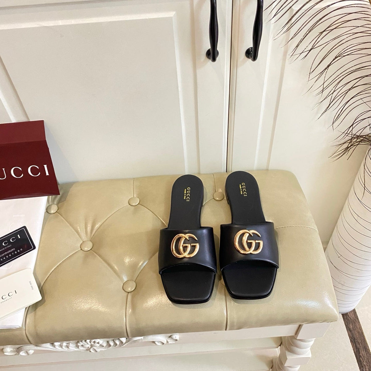 GUCCI 26S SLIDES IN BLACK CALFSKIN mysite