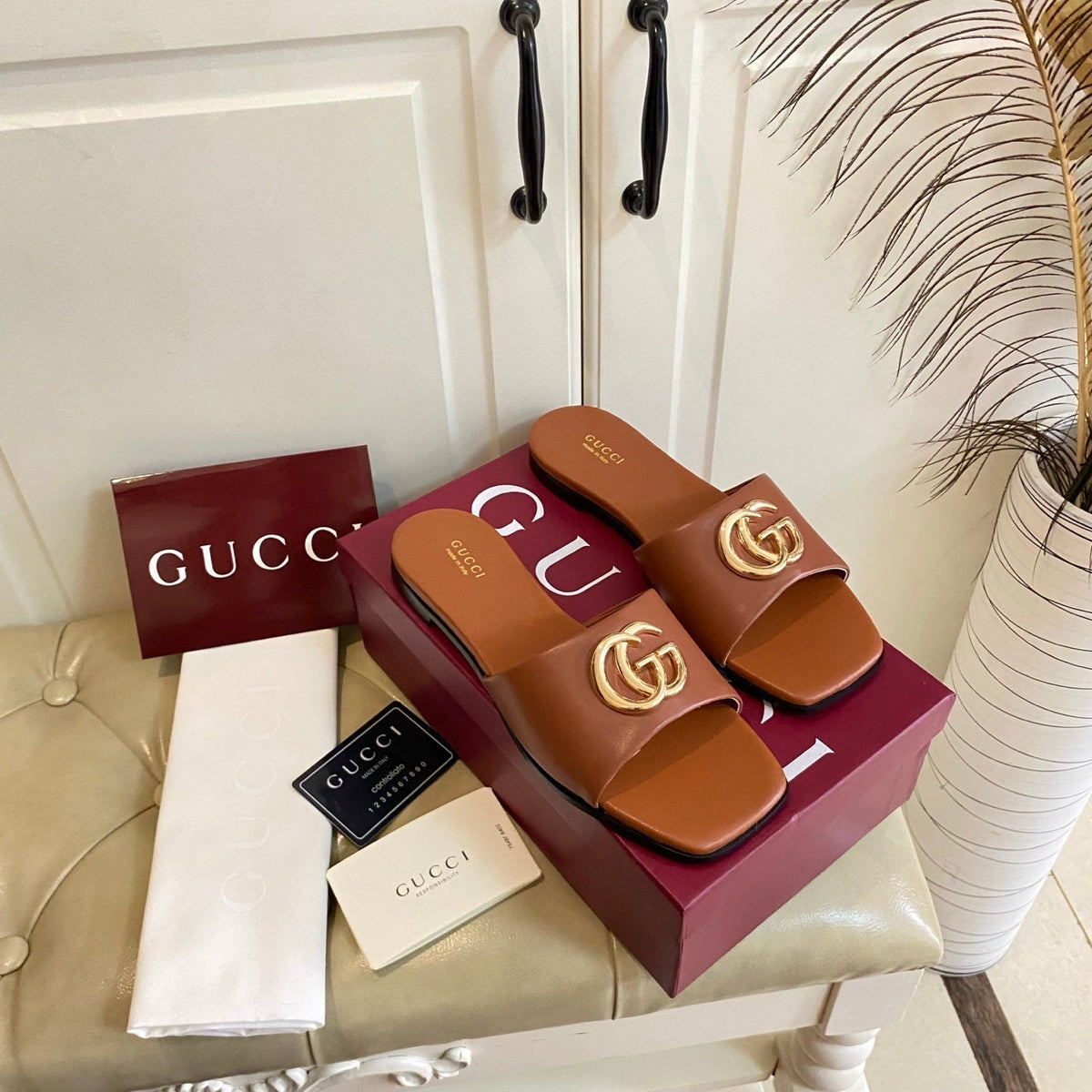 GUCCI 26S SLIDES IN BROWN CALFSKIN mysite