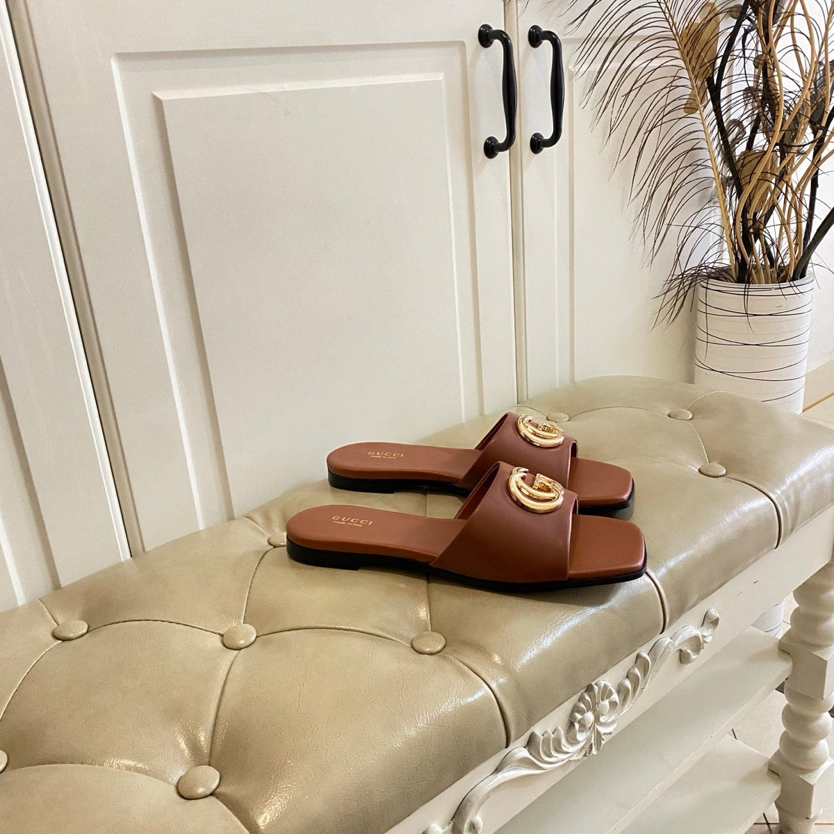 GUCCI 26S SLIDES IN BROWN CALFSKIN mysite