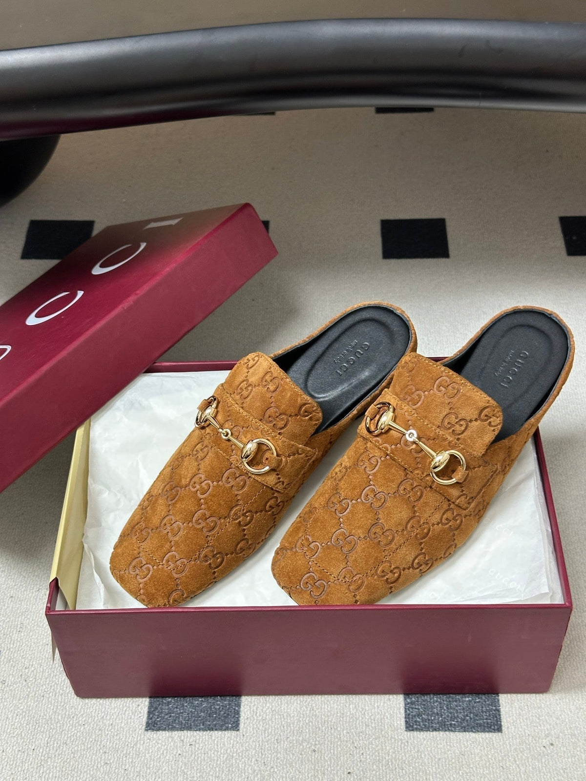 GUCCI 26S HORSEBIT LOAFER MULES IN MEDIUM BROWN SUEDE mysite