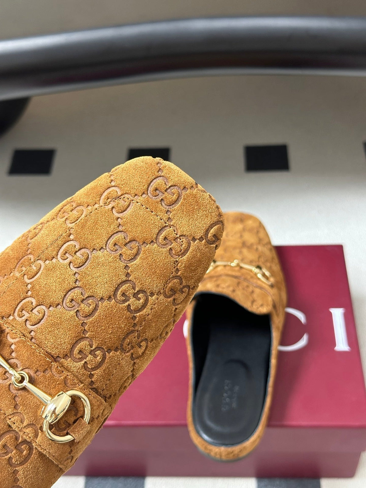 GUCCI 26S HORSEBIT LOAFER MULES IN MEDIUM BROWN SUEDE mysite