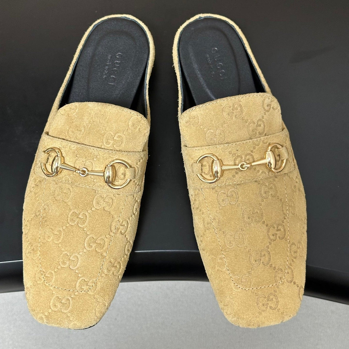 GUCCI 26S HORSEBIT LOAFER MULES IN BEIGE SUEDE mysite