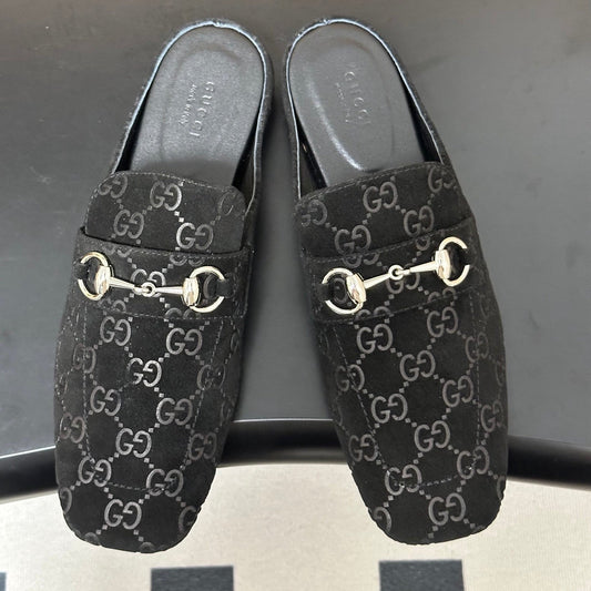 GUCCI 26S HORSEBIT LOAFER MULES IN BLACK SUEDE mysite