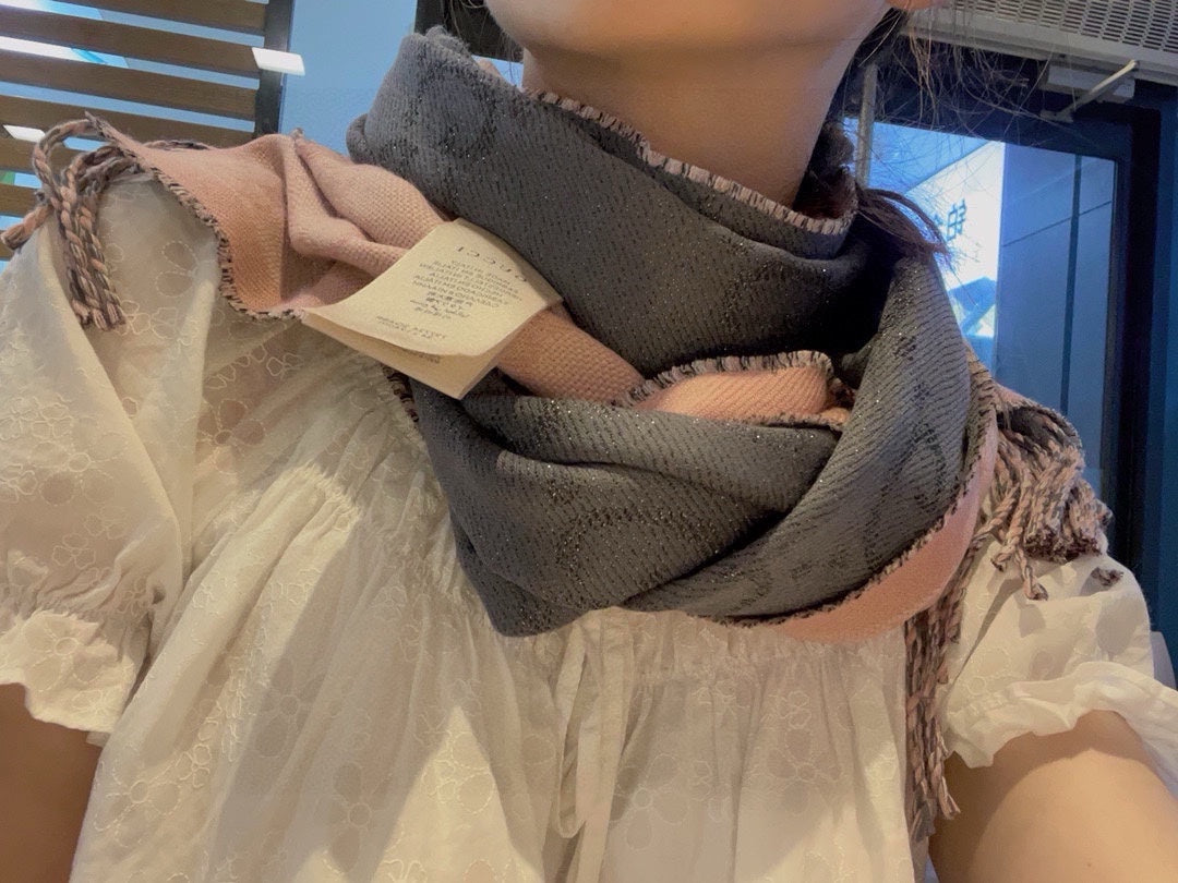 SCARF IN MOUSE GRAY AND LIGHT PINK WOOL 405143 mysite