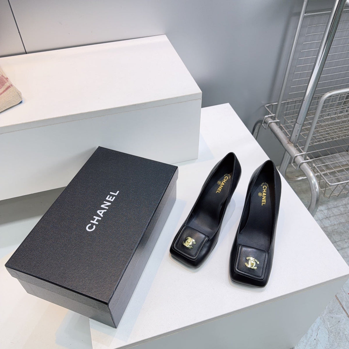 CHANEL 26S SQUARE-TOE HIGH HEELS 95 MM IN BLACK LAMBSKIN mysite