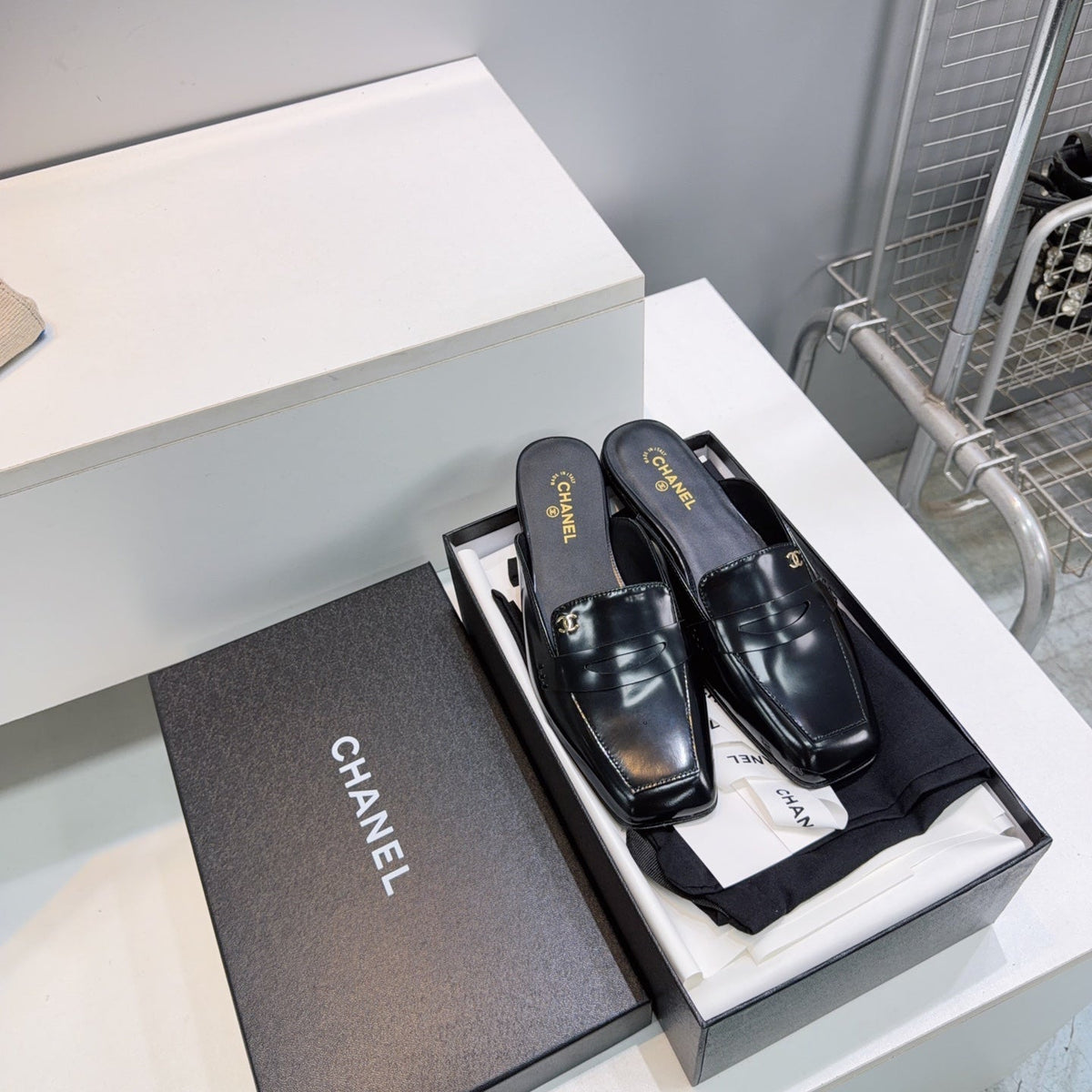 CHANEL 26S LOAFER MULES IN BLACK PATENT LAMBSKIN mysite
