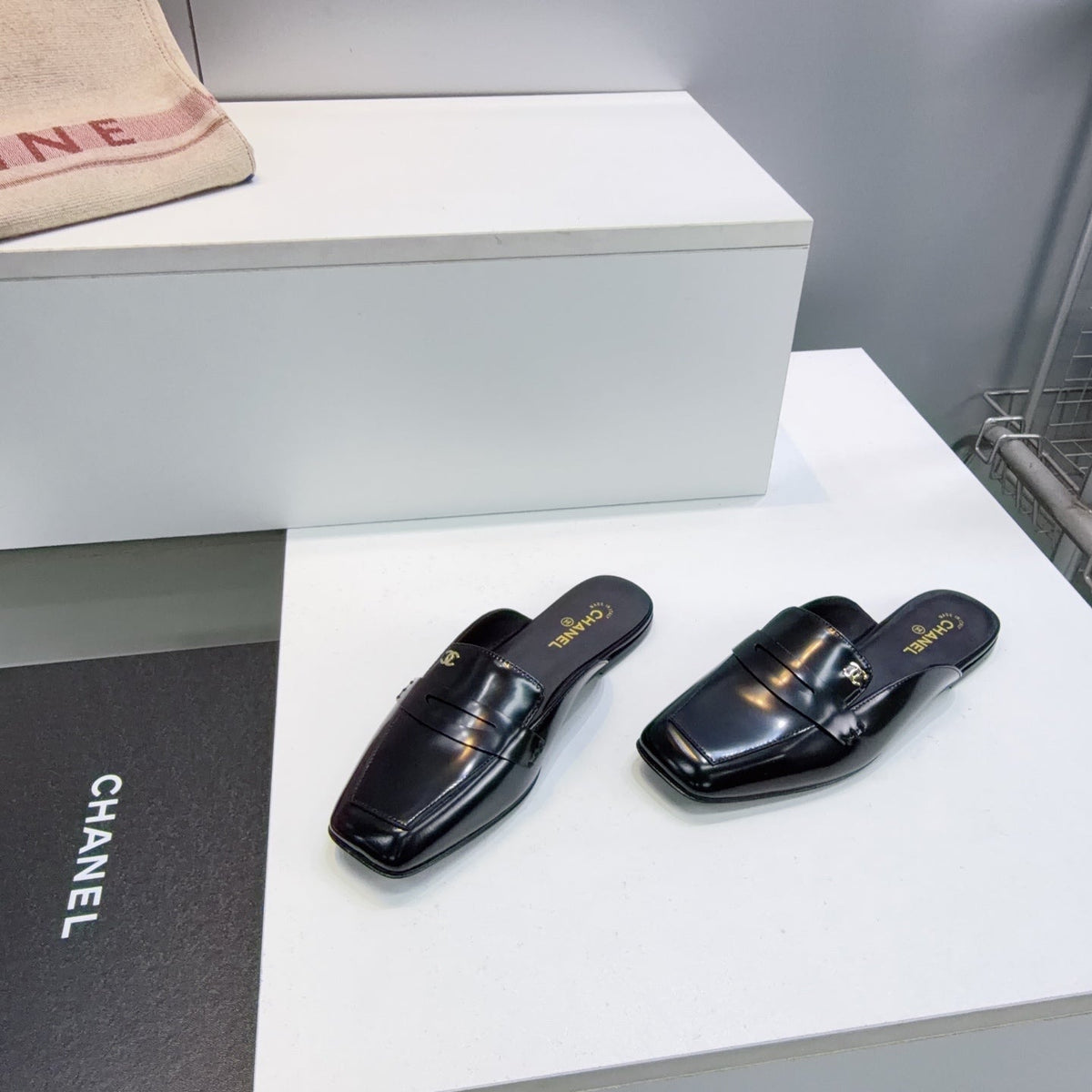 CHANEL 26S LOAFER MULES IN BLACK PATENT LAMBSKIN mysite