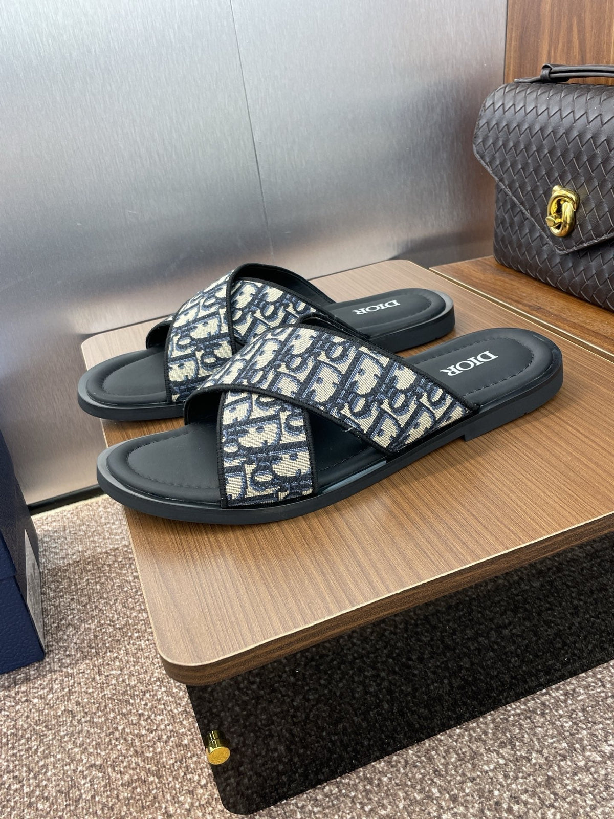 DIOR 25S ALIAS CROSS-STRAP SLIDES IN BLACK CALFSKIN WITH CD OBLIQUE DEEP BLUE LOGO mysite