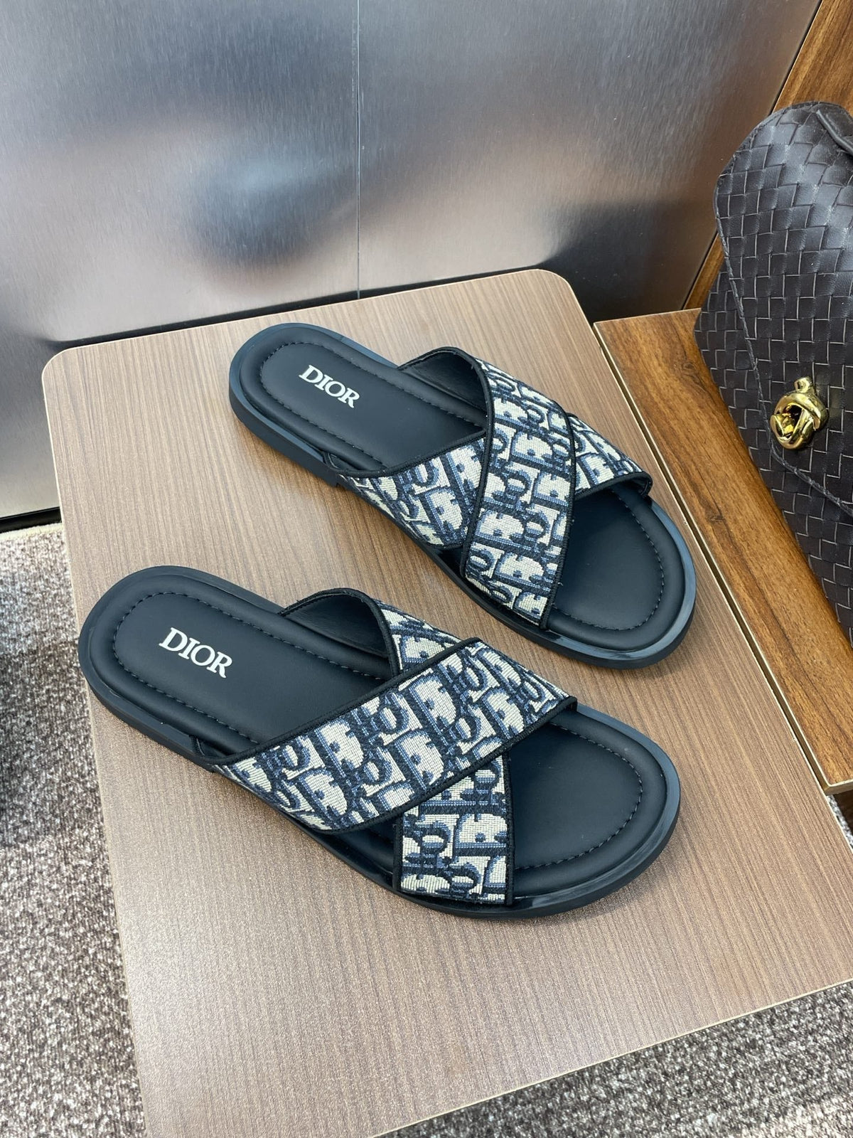 DIOR 25S ALIAS CROSS-STRAP SLIDES IN BLACK CALFSKIN WITH CD OBLIQUE DEEP BLUE LOGO mysite