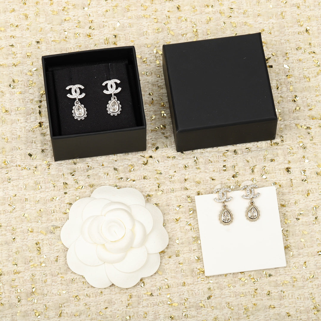 DOUBLE C DIAMONDS TEARDROP EARRINGS mysite