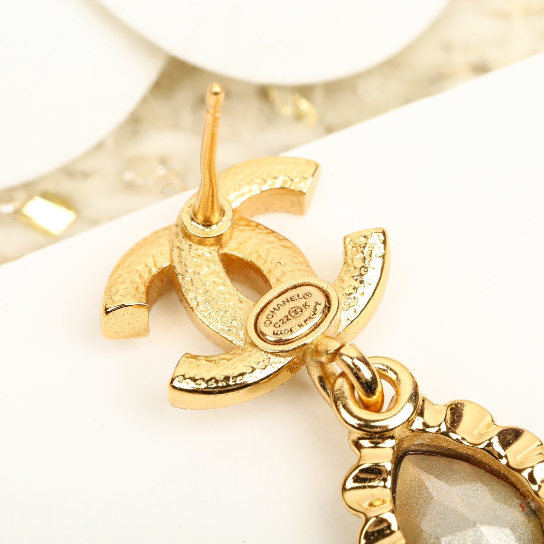DOUBLE C DIAMONDS TEARDROP EARRINGS mysite