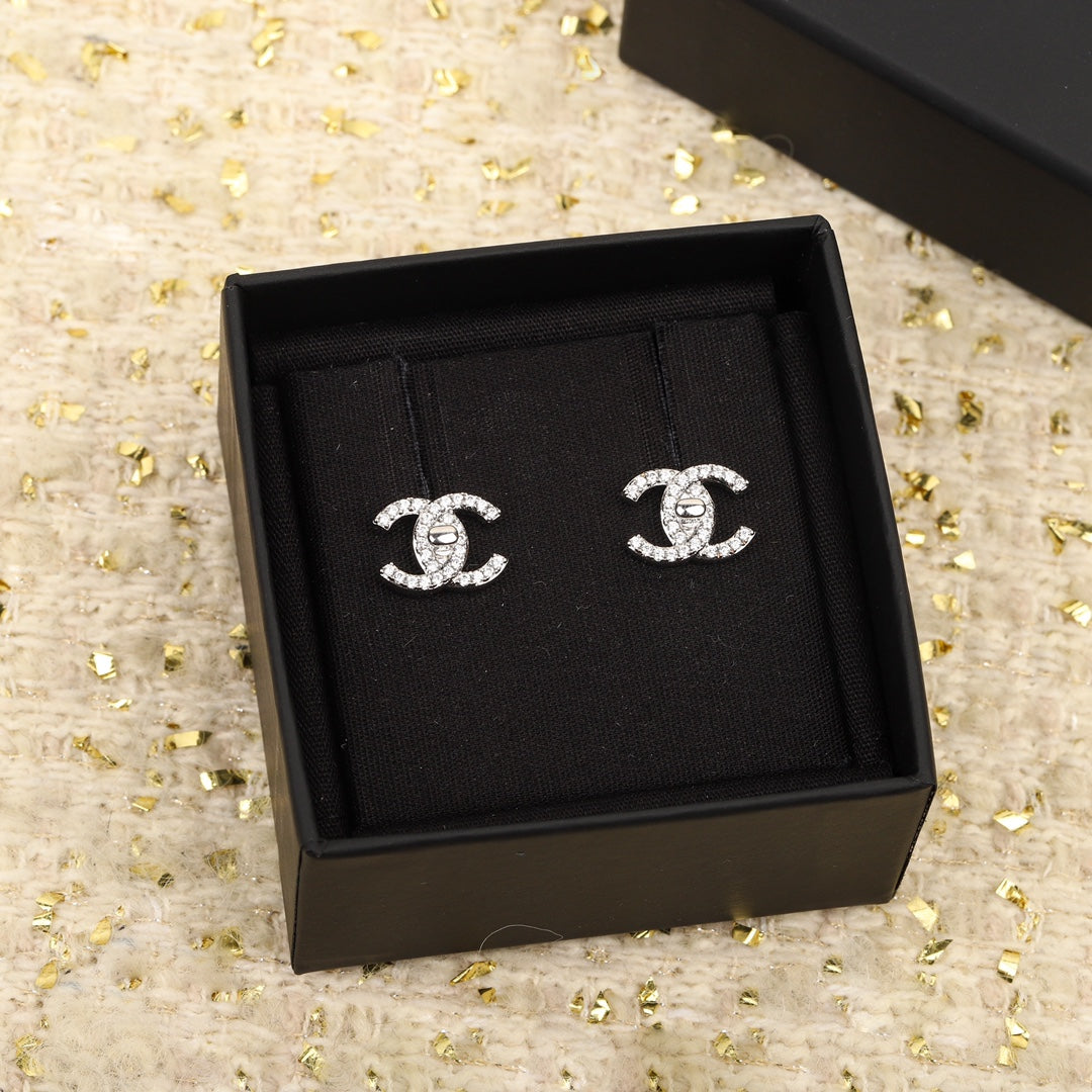 DOUBLE C SMALL SILVER DIAMOND EARRINGS mysite