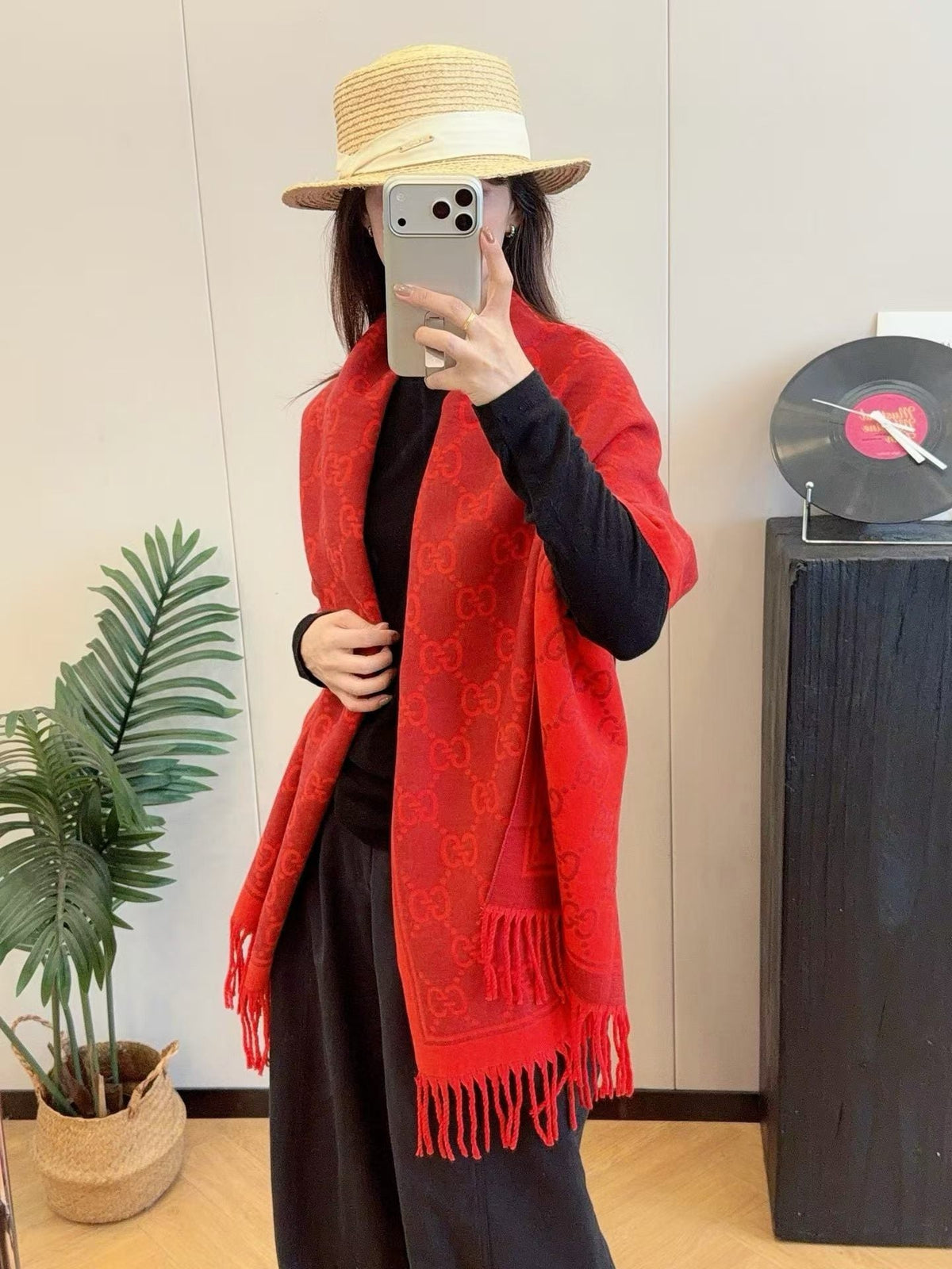 Worth the Hype – The Ultimate Winter Scarf-008 Lxucase