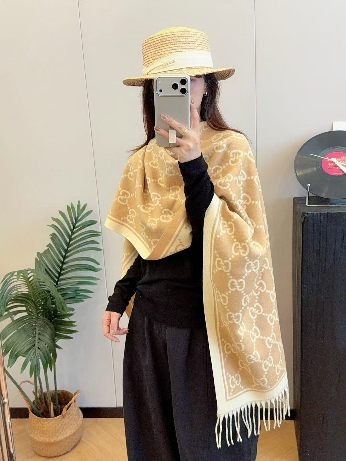 Worth the Hype – The Ultimate Winter Scarf-008 Lxucase