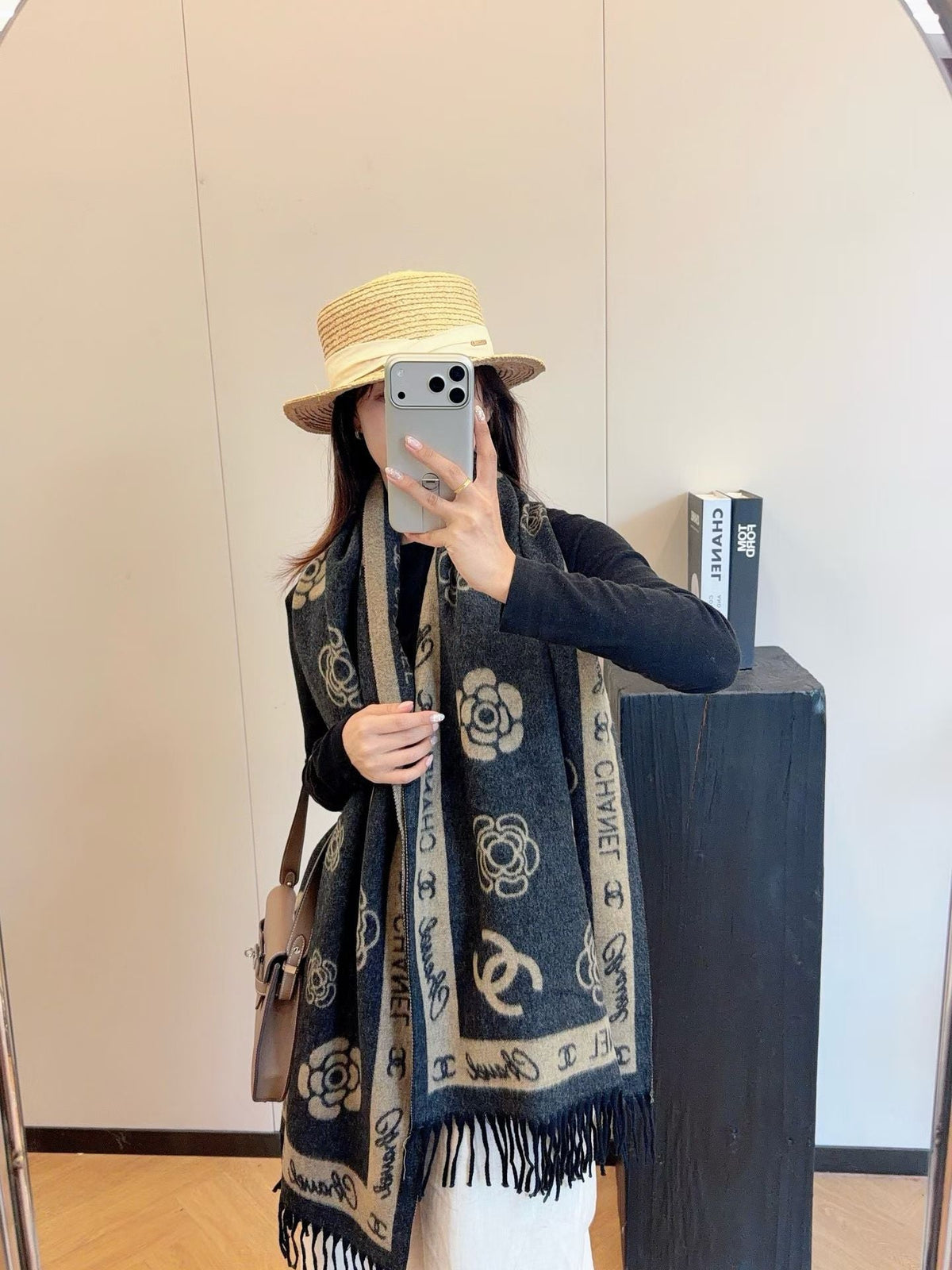 Worth the Hype – The Ultimate Winter Scarf-0010 Lxucase
