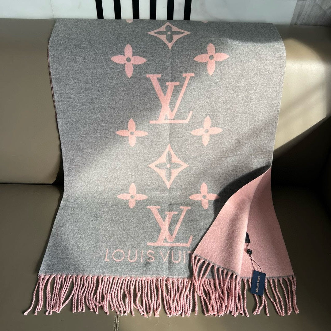 Worth the Hype – The Ultimate Winter Scarf-0014 Lxucase