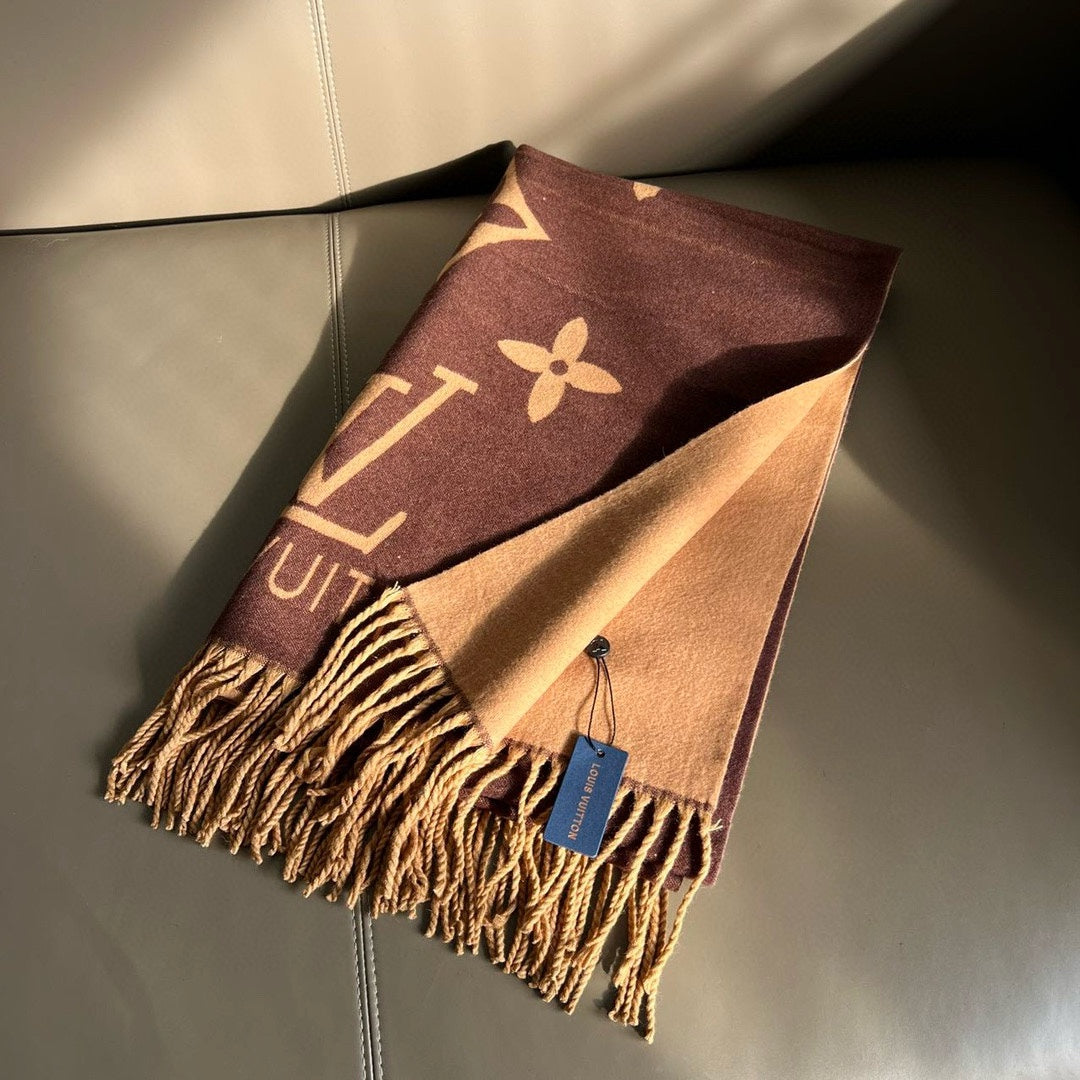 Worth the Hype – The Ultimate Winter Scarf-0014 Lxucase