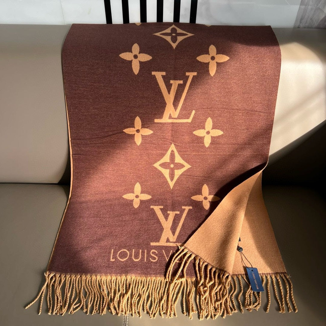 Worth the Hype – The Ultimate Winter Scarf-0014 Lxucase