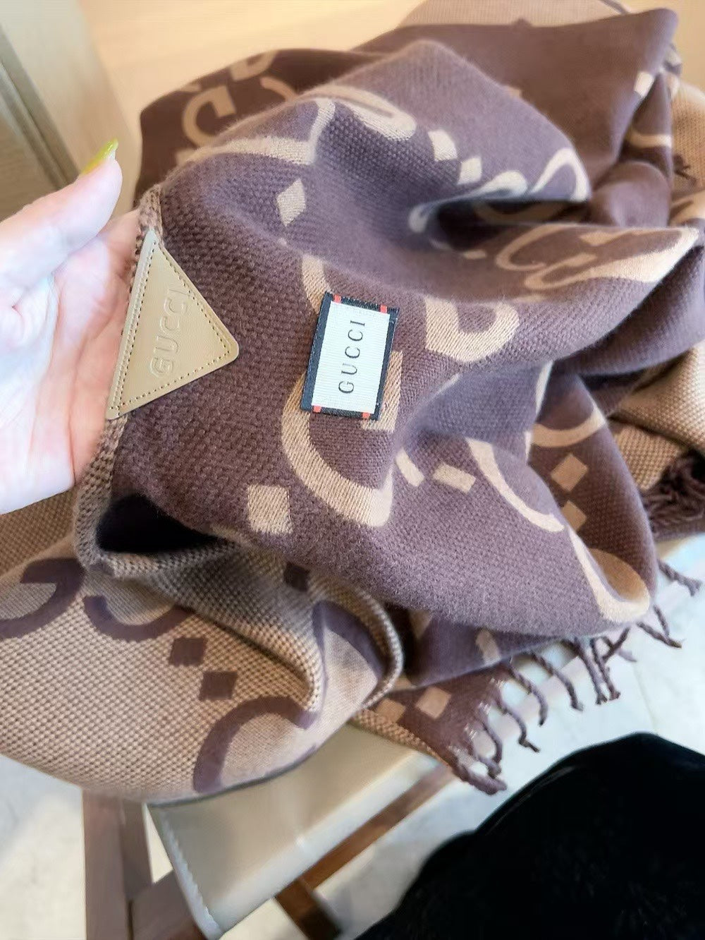 Worth the Hype – The Ultimate Winter Scarf-0016 Lxucase